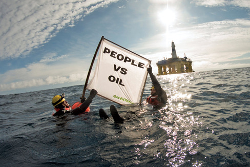 Protesters near the Polar Pioneer.